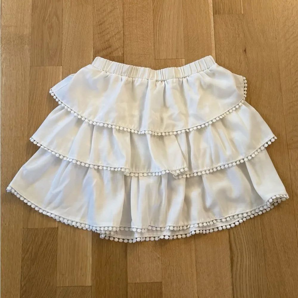 SHEIN White Ruffled Mini Skirt